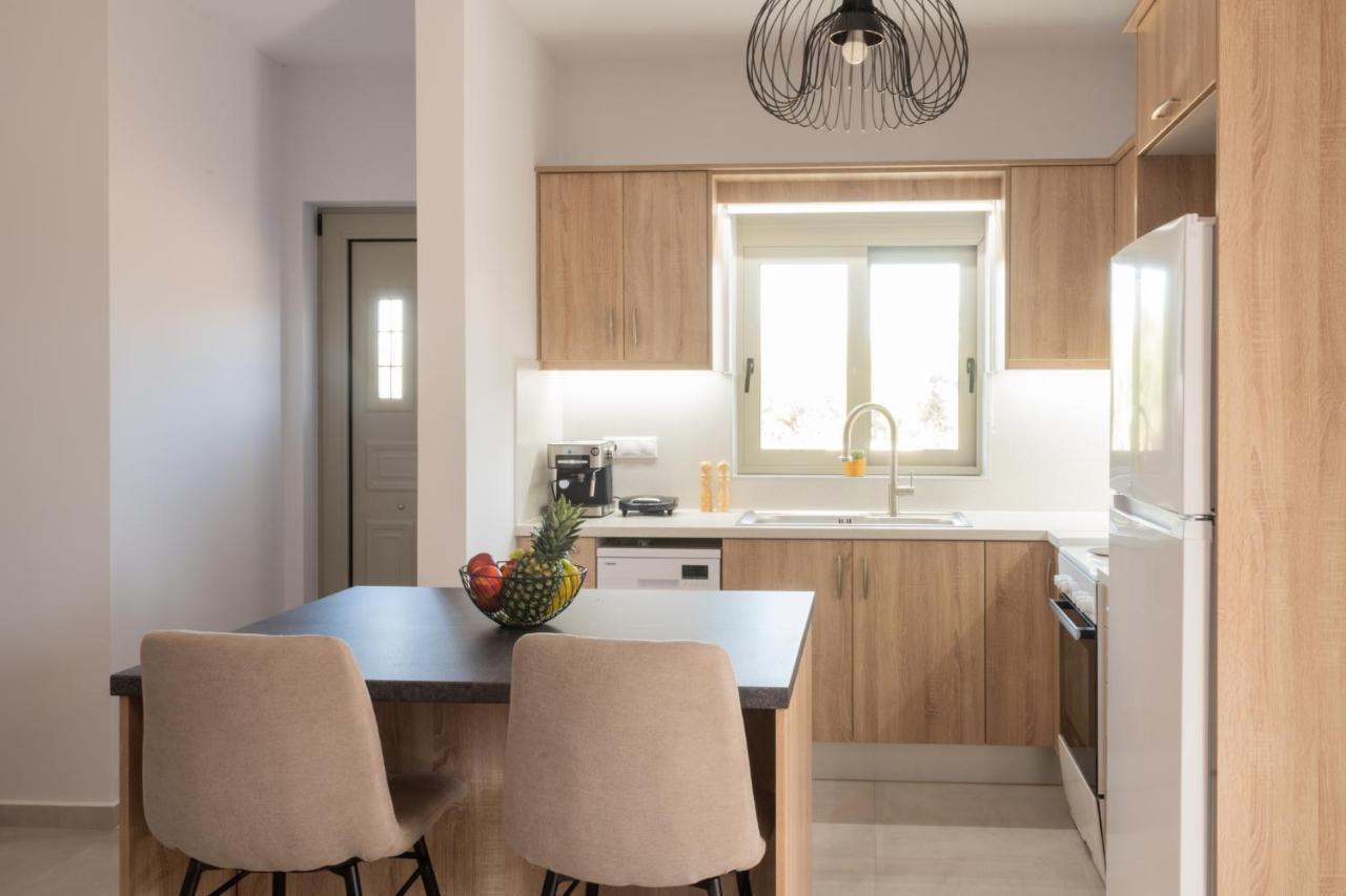 Alonakia Home Suites Filiatra Luaran gambar